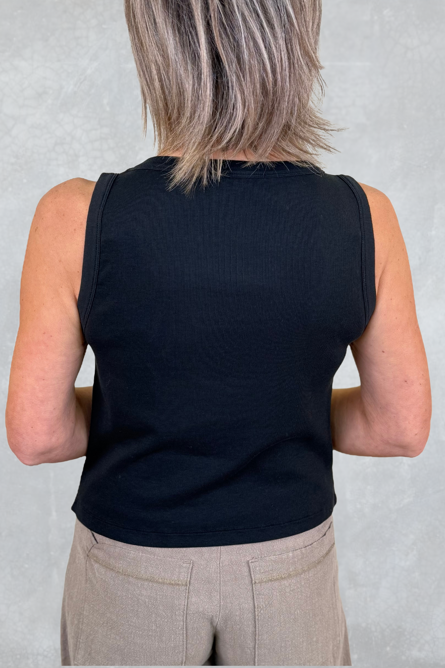 Lurdes Bergada Black Vest