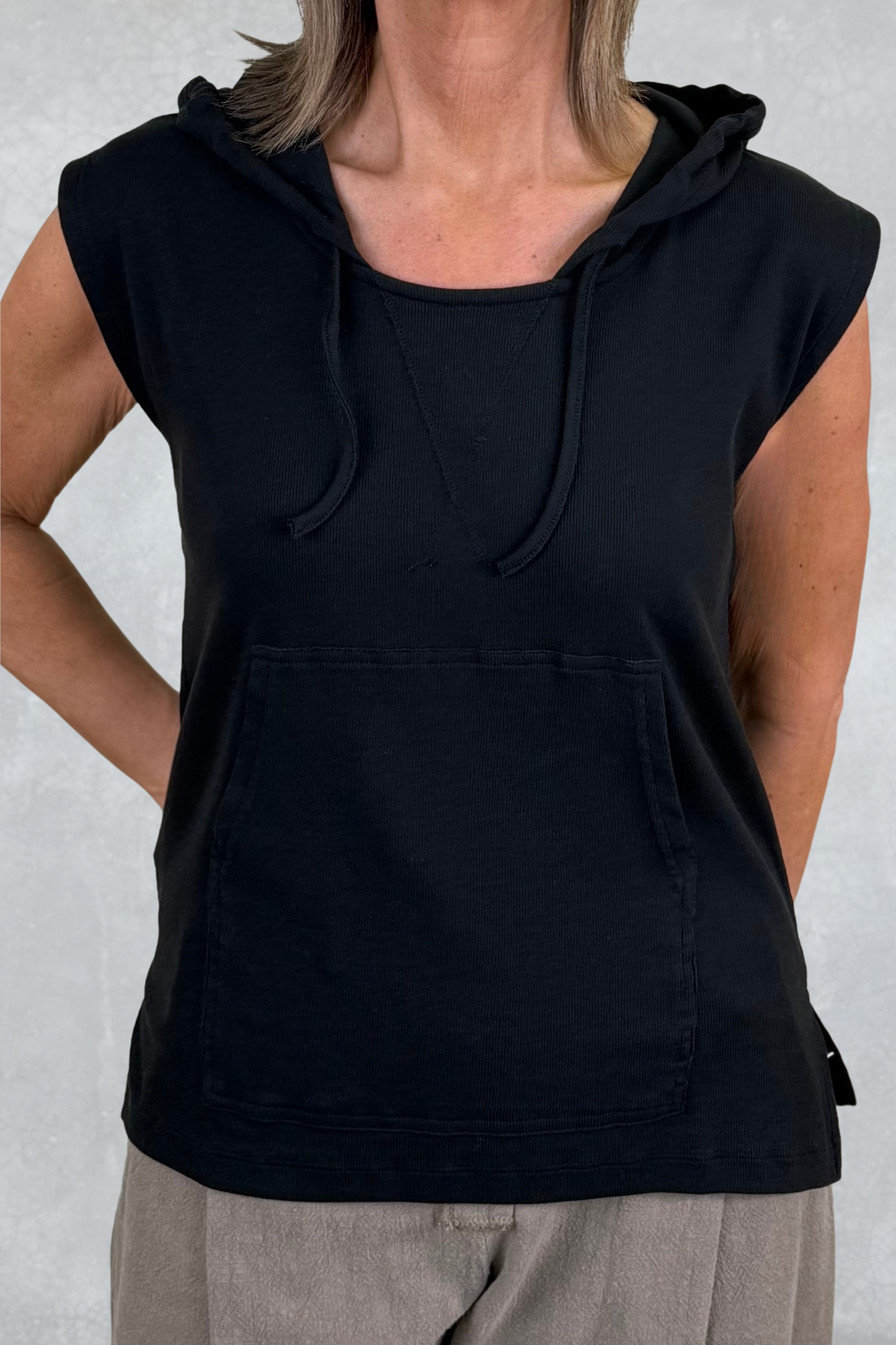 Lurdes Bergada Black Hooded Sleeveless T-Shirt