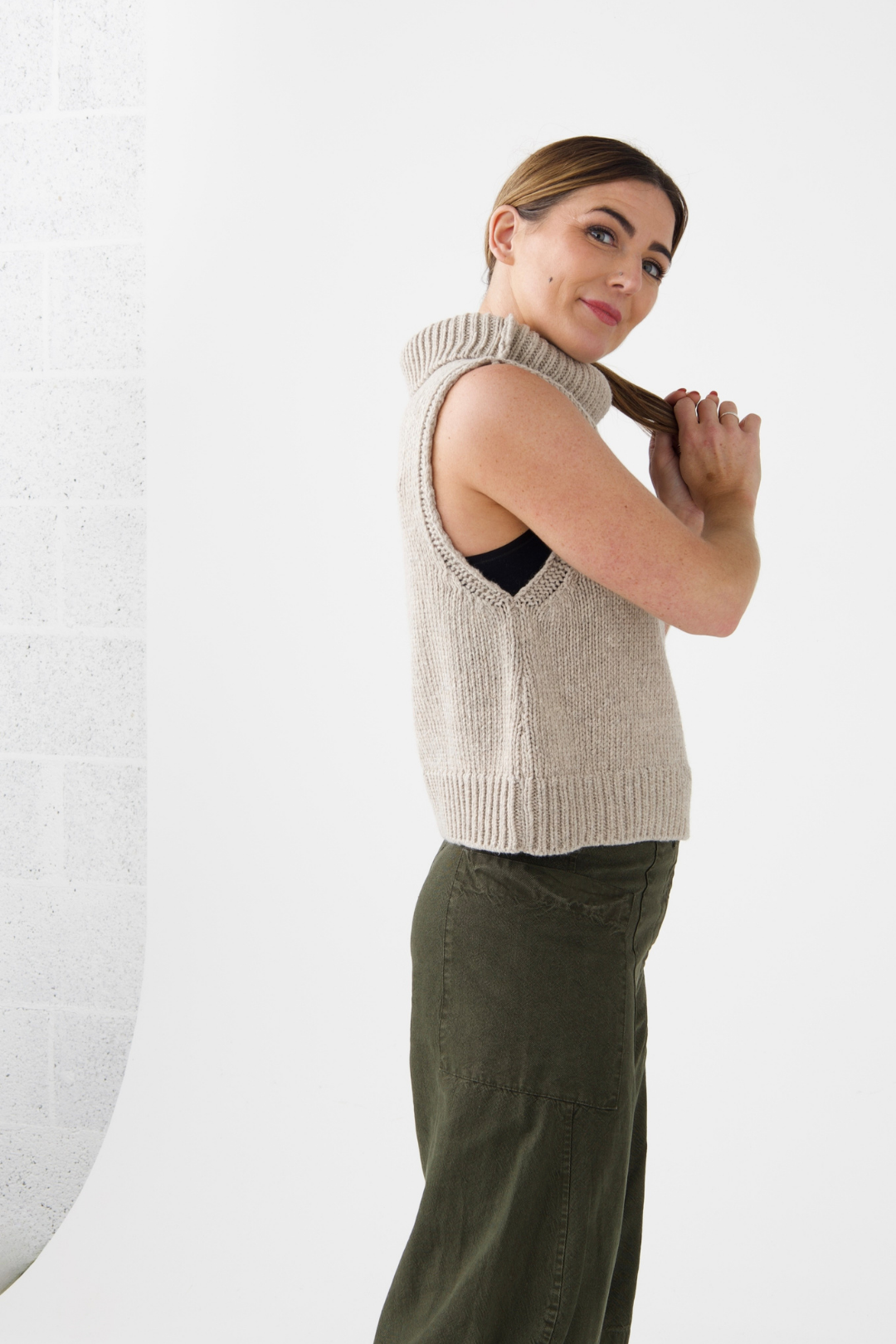 Lurdes Bergada Beige Sleeveless Jumper