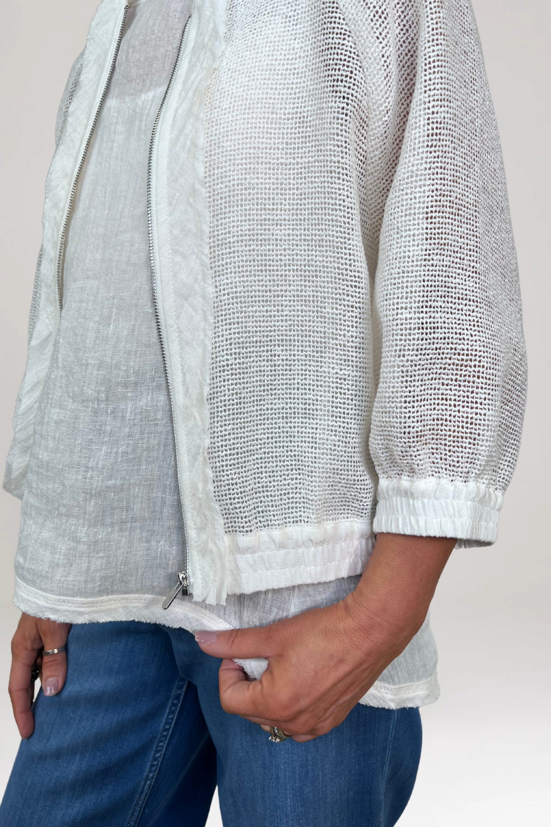 el2 Antique White Jacket
