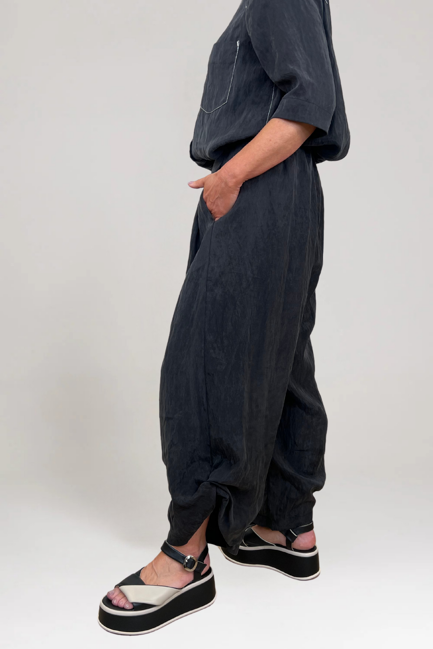 el2 Washed Black Trousers