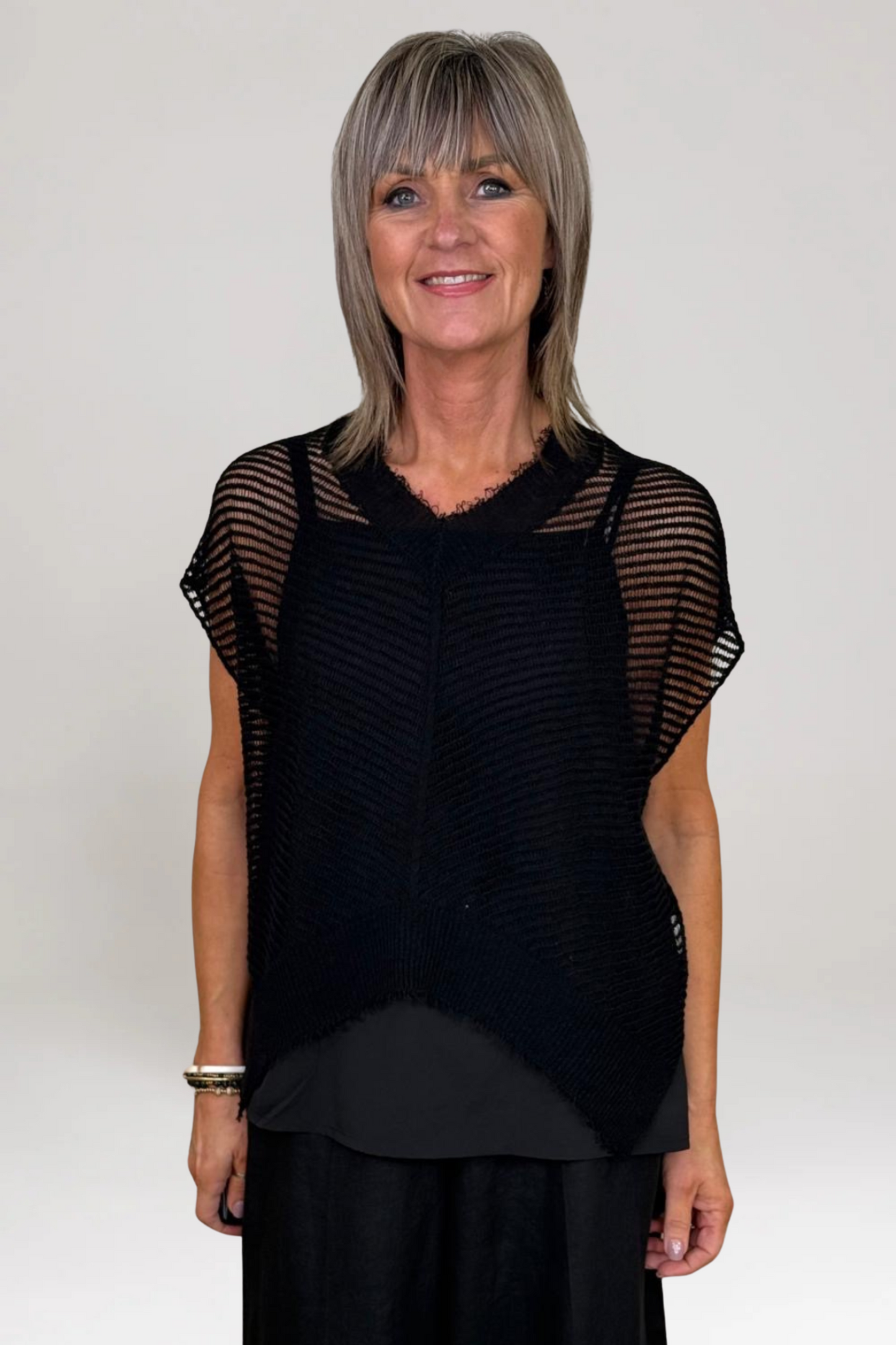 el2 Black V-Neck Knit