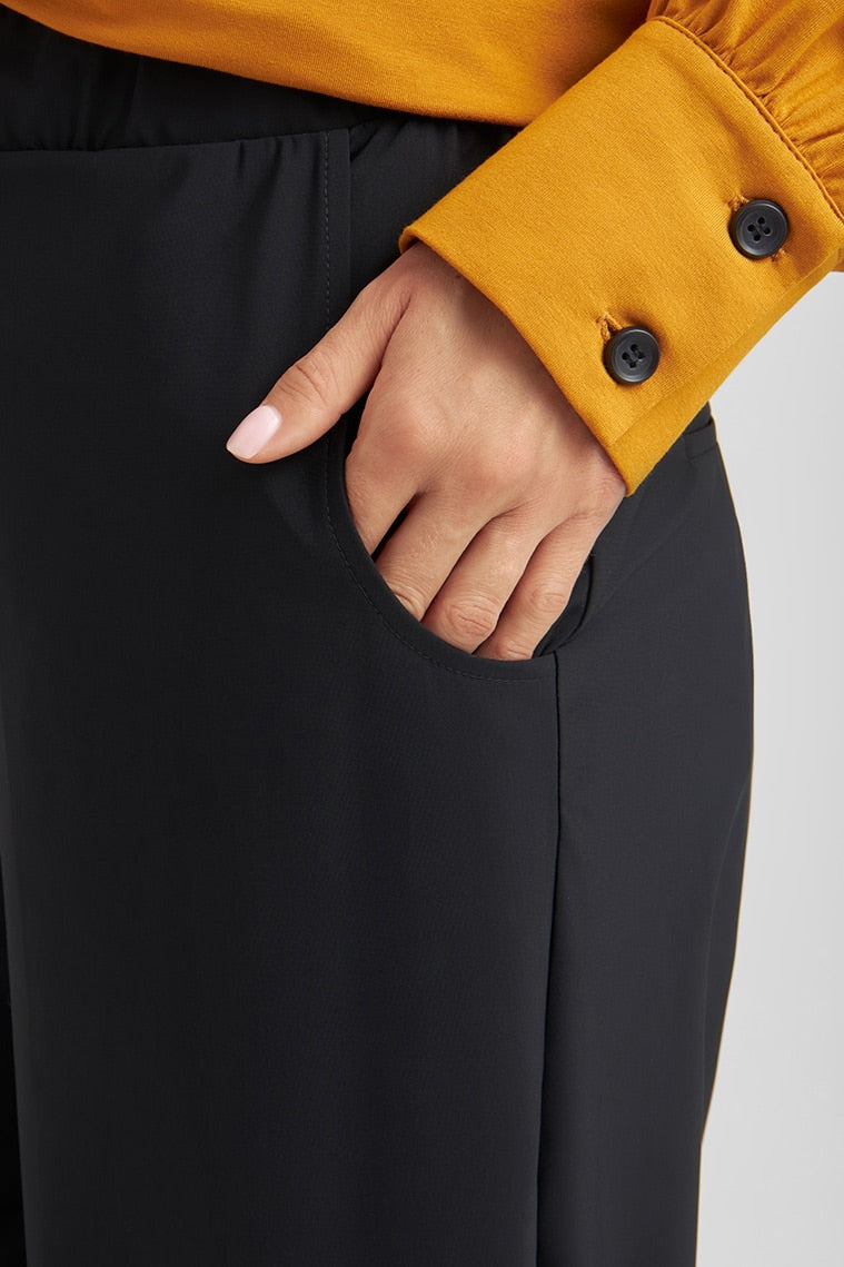 Elsewhere Black Antonella Trousers