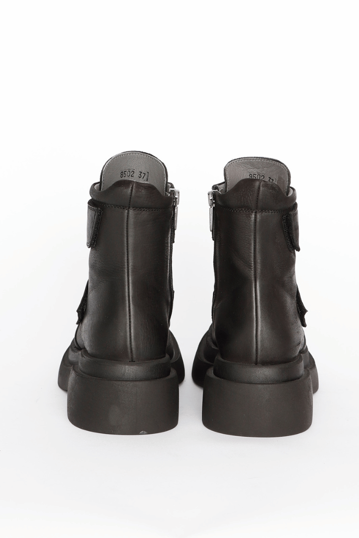 Lofina Black Double Velcro Boot w/Zip