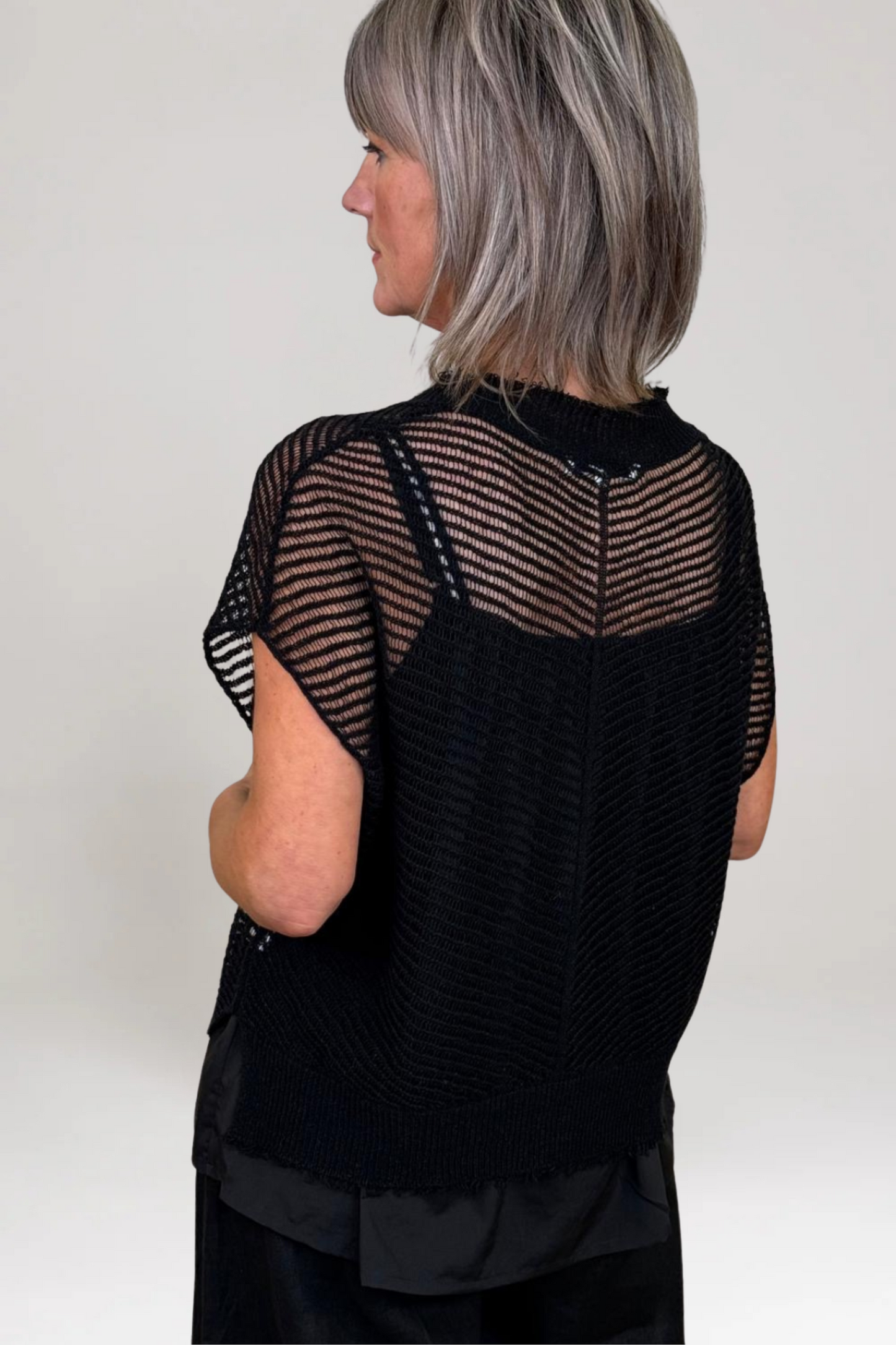 el2 Black V-Neck Knit