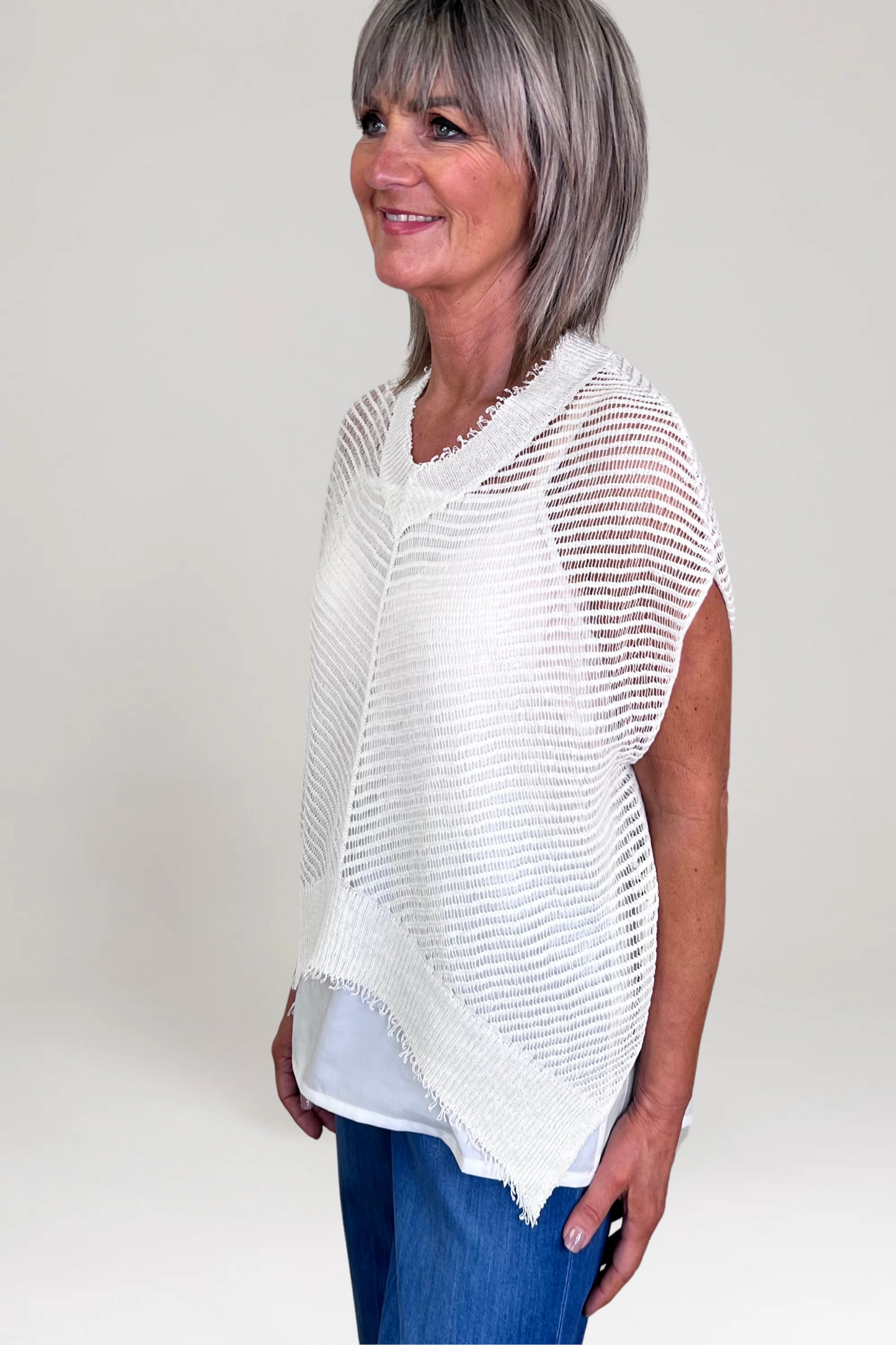 el2 Cream V-Neck Knit
