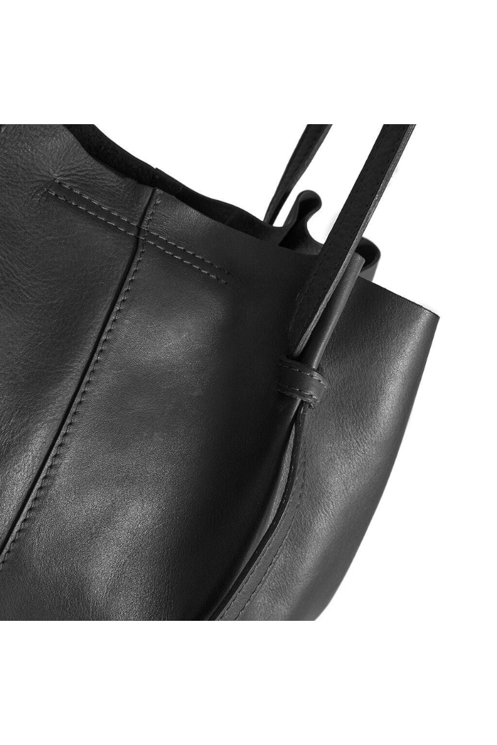 Depeche Black (Nero) Shoulder Bag
