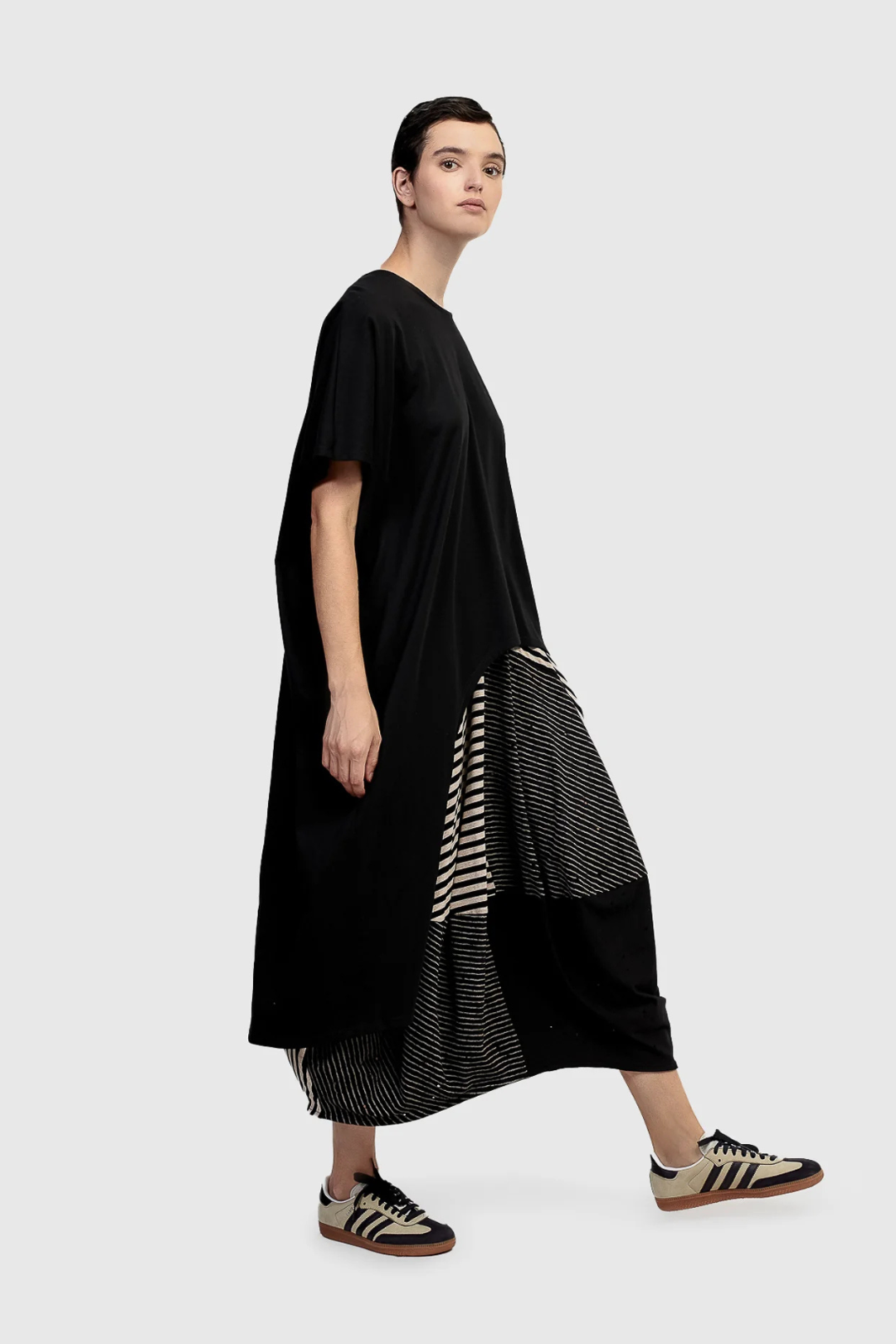 URBAN Black Cutout Tunic Top