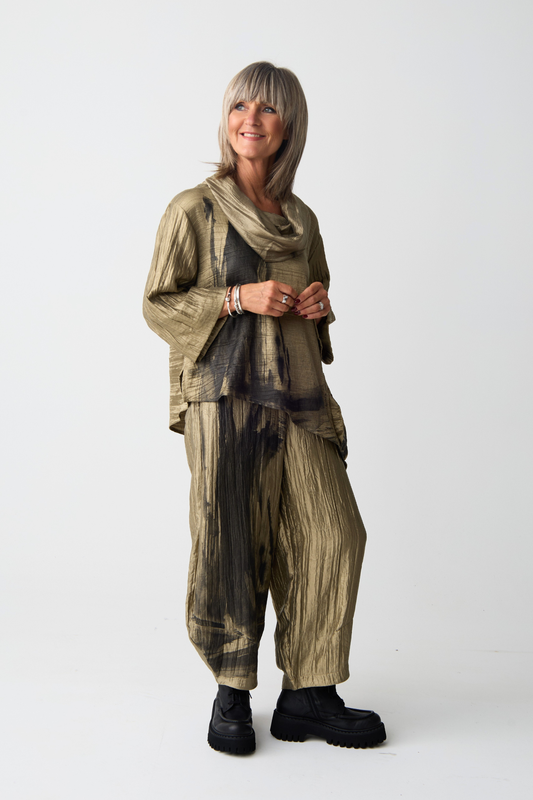 Ozai n Ku Gold Print Trousers