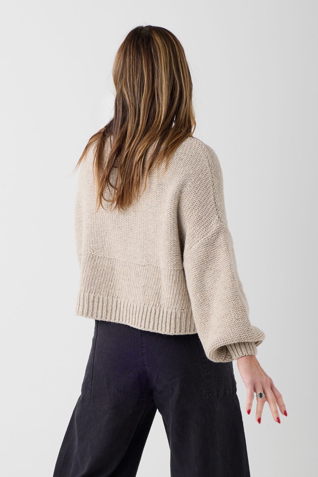 Lurdes Bergada Beige Cropped Jumper