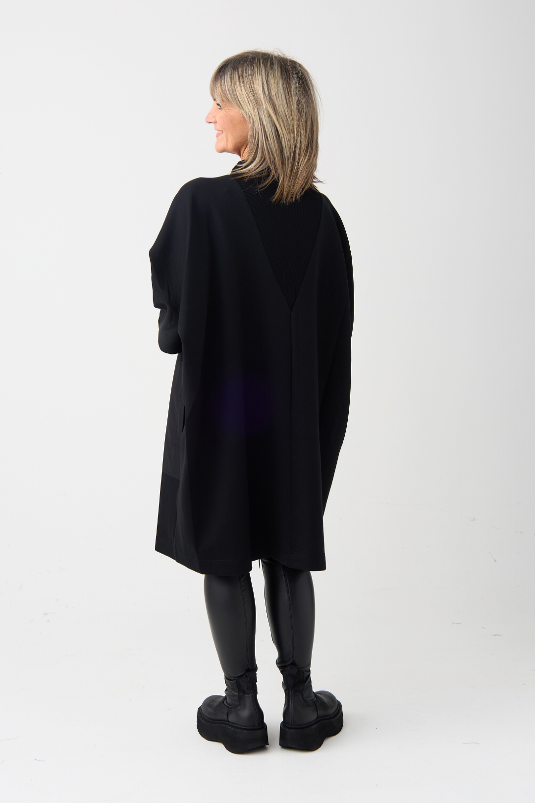 el2 Black Batwing Sleeve Dress