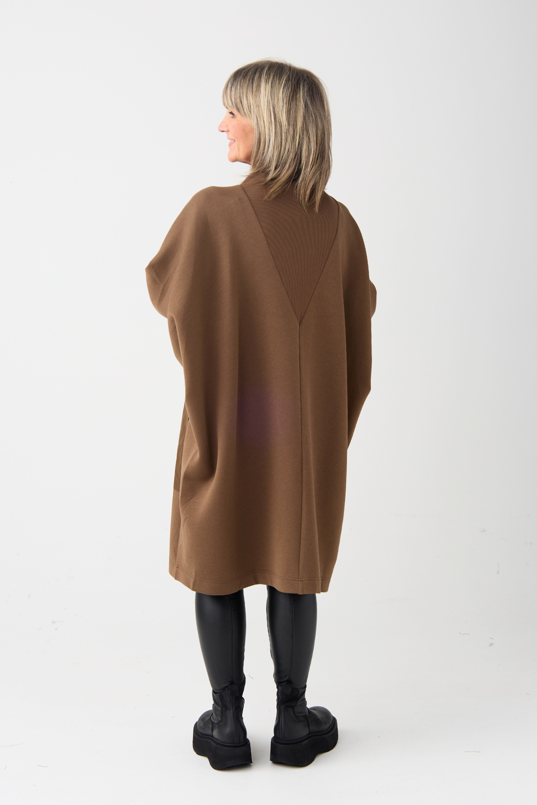 el2 Brown Batwing Sleeve Dress