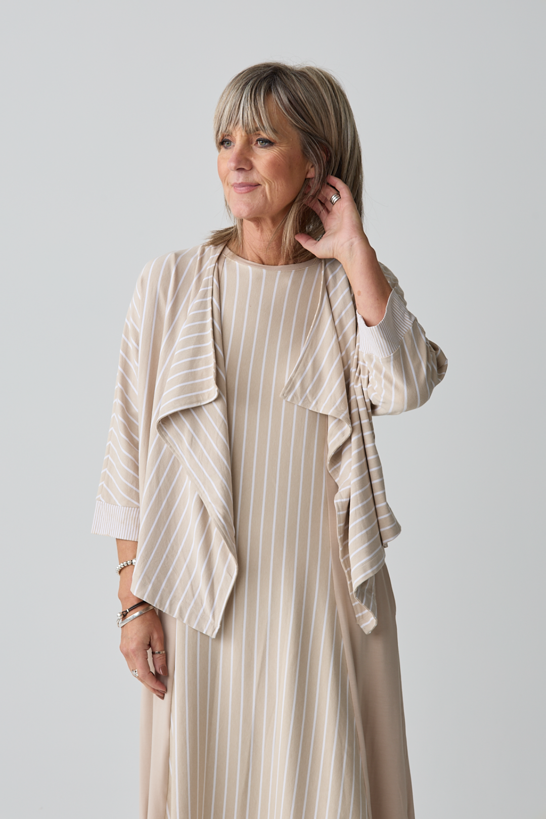 Elsewhere Stripe Nude Cardigan w/clip