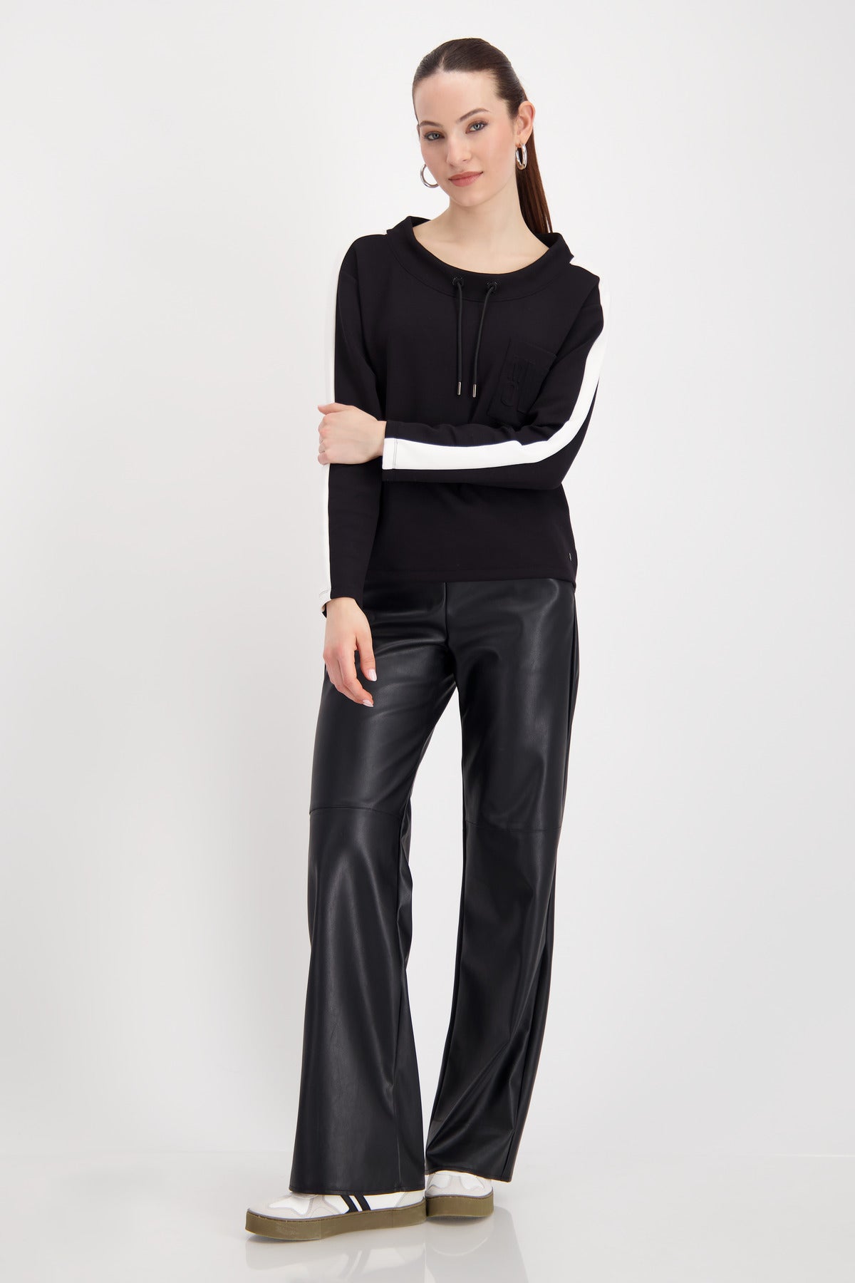 Monari Black Sweatshirt w/3D Detail