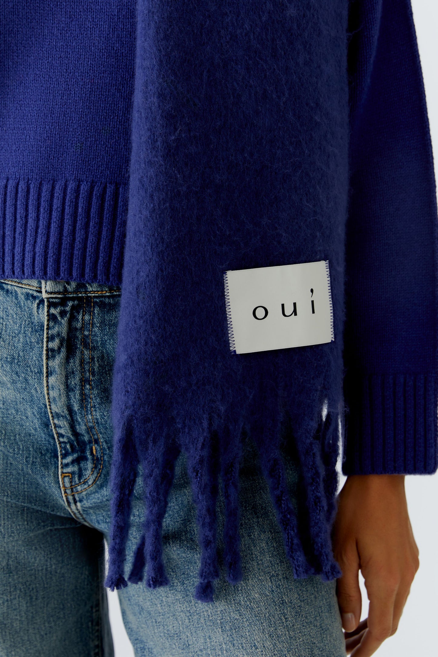Oui Blue Ribbon Chunky Fringe Scarf
