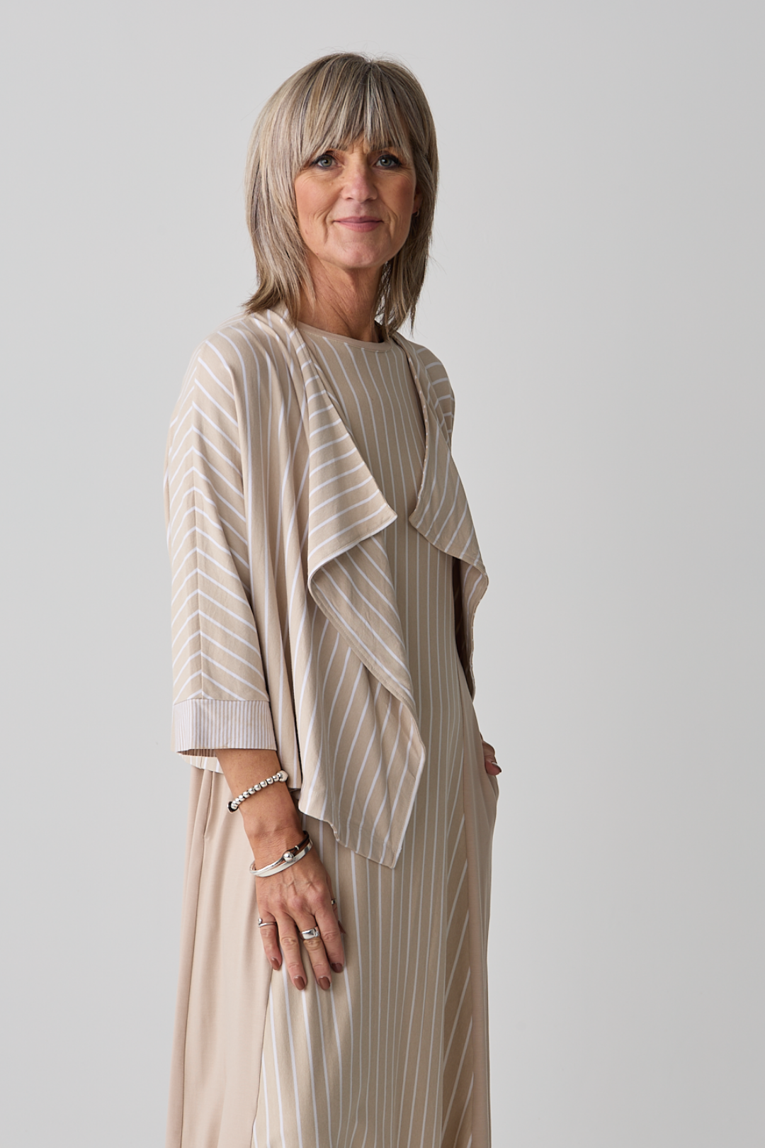 Elsewhere Stripe Nude Cardigan w/clip
