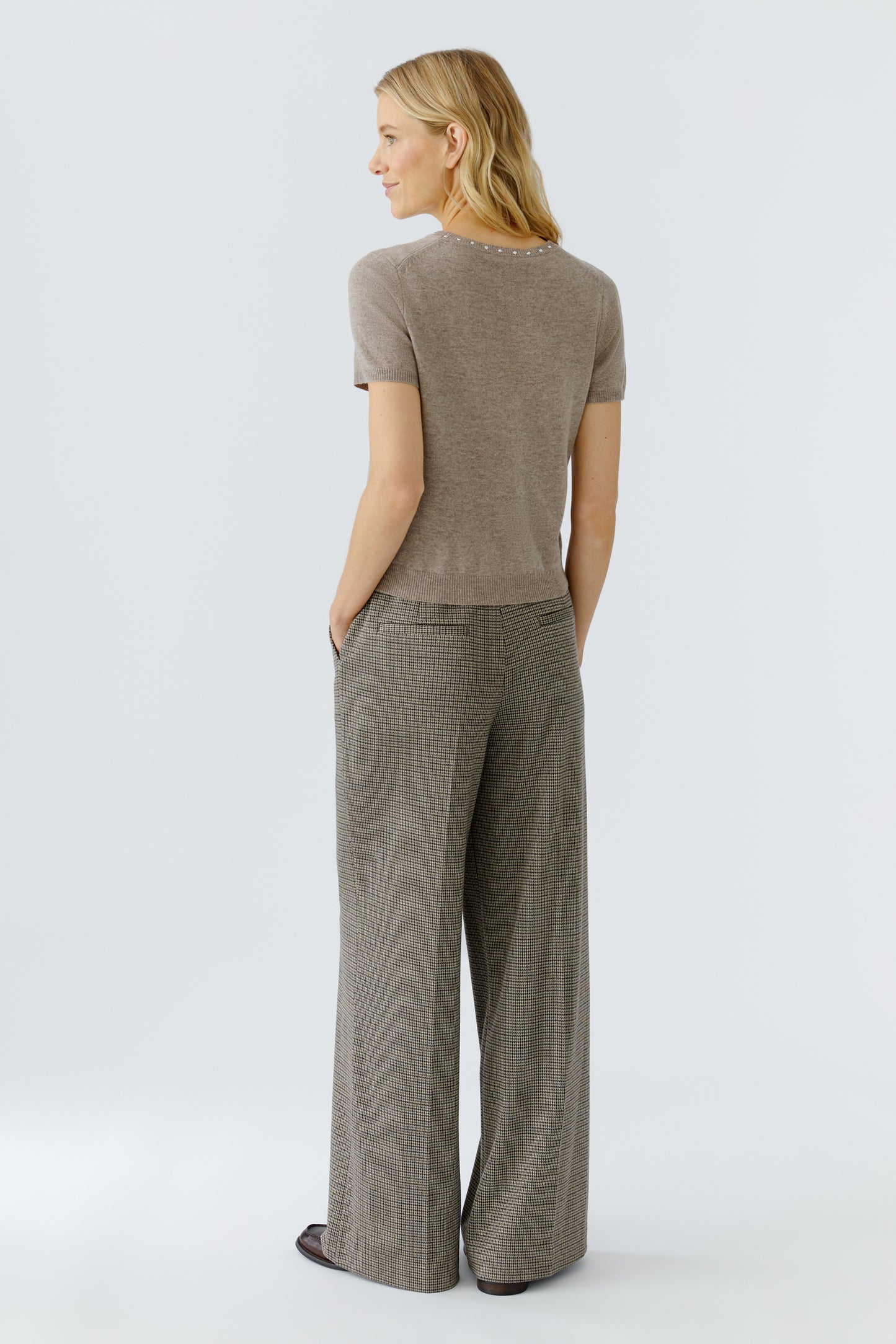 Oui Smokey Taupe Decorative Stone Jumper