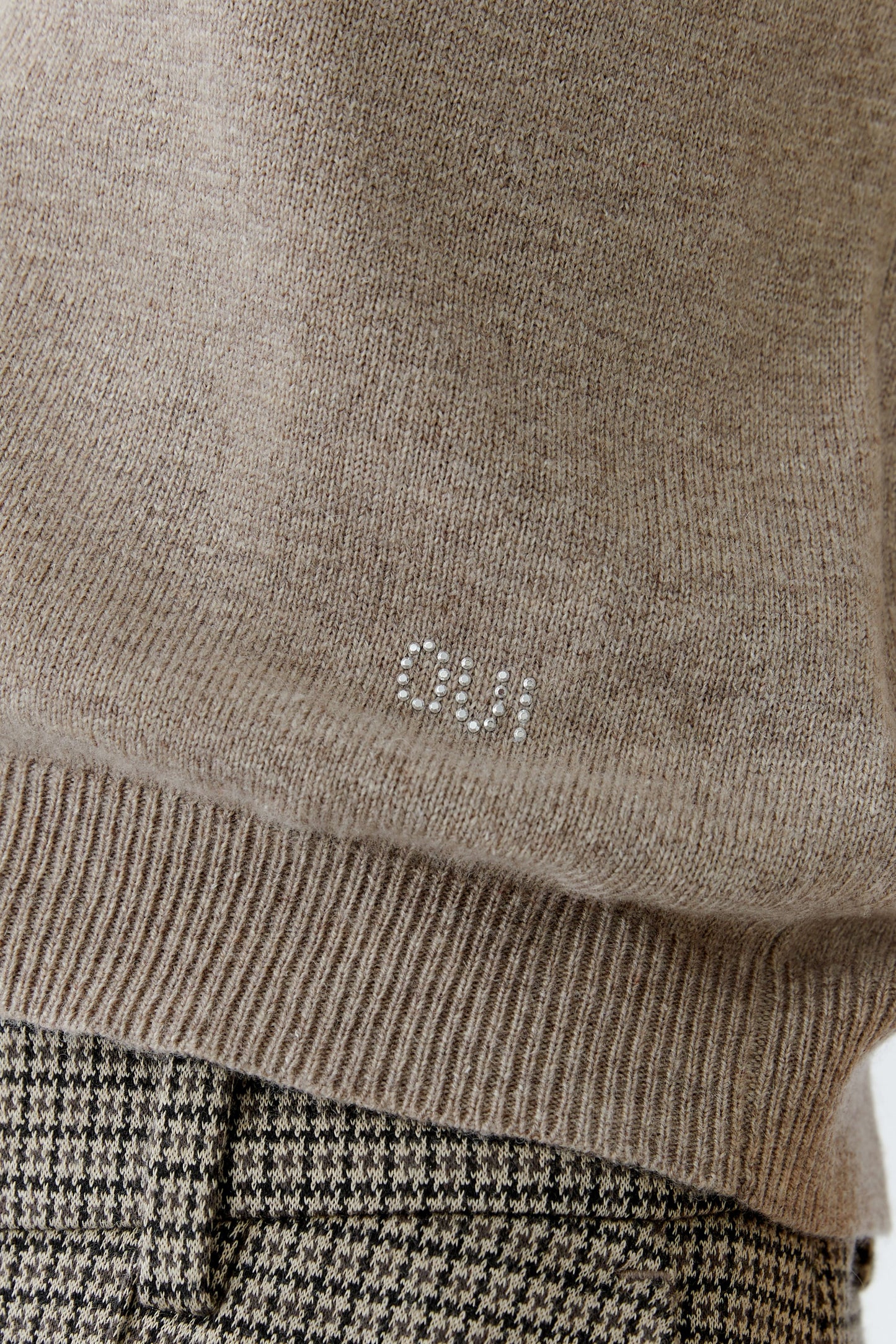 Oui Smokey Taupe Decorative Stone Jumper