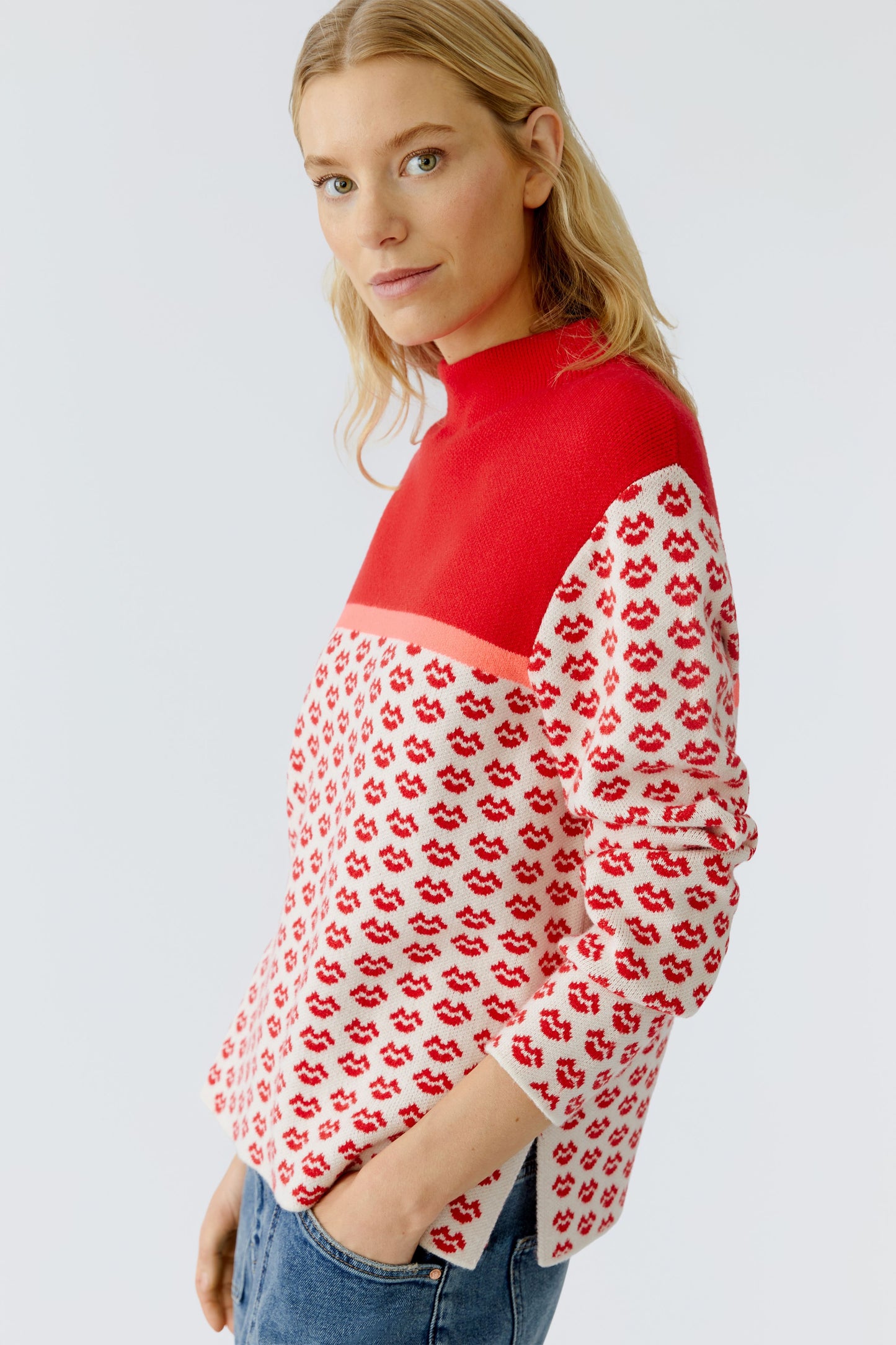 Oui Red/White/Neon Lips Motif Jumper