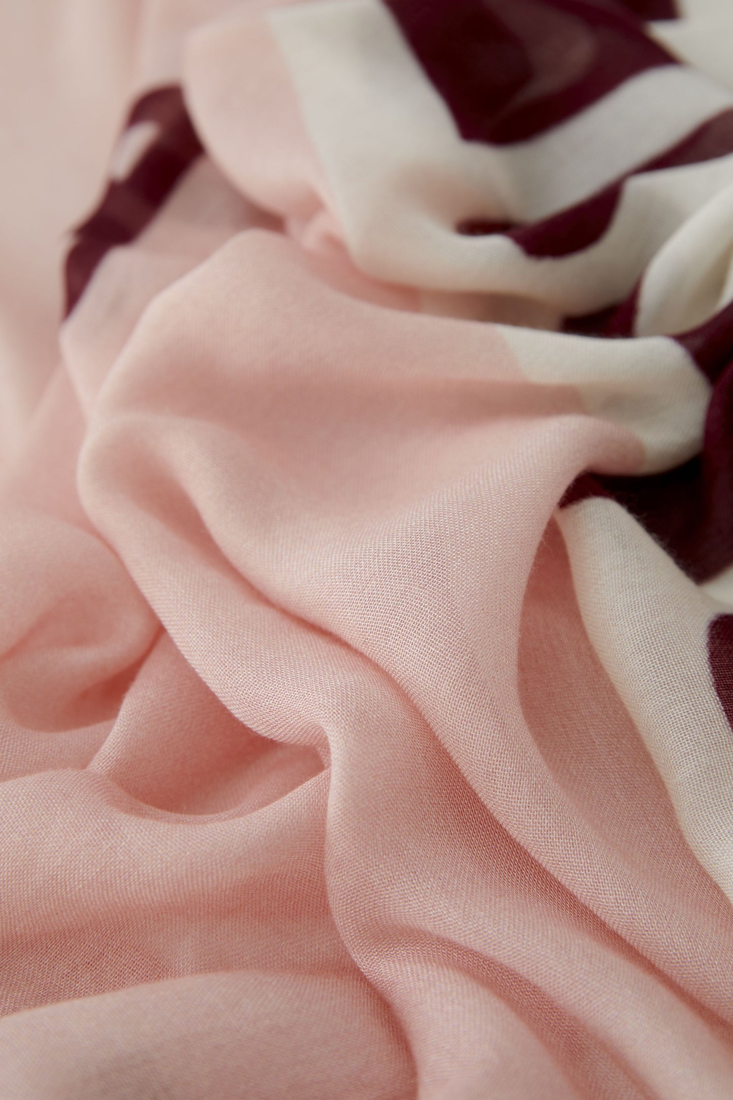 Oui Rose/Red J'aime Bonjour Print Scarf