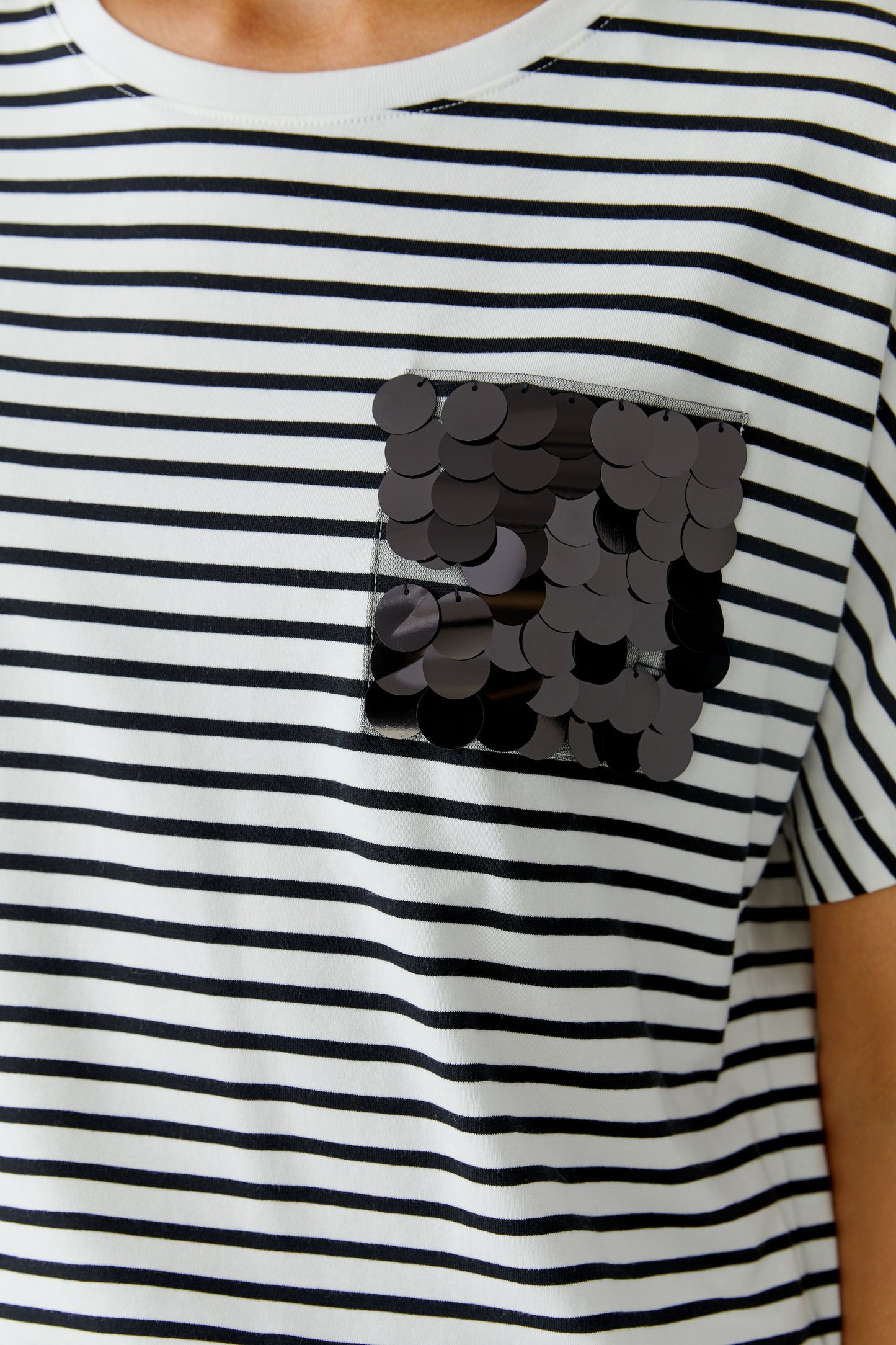 Oui White/Black Stripe T-Shirt w/Sequin Pocket