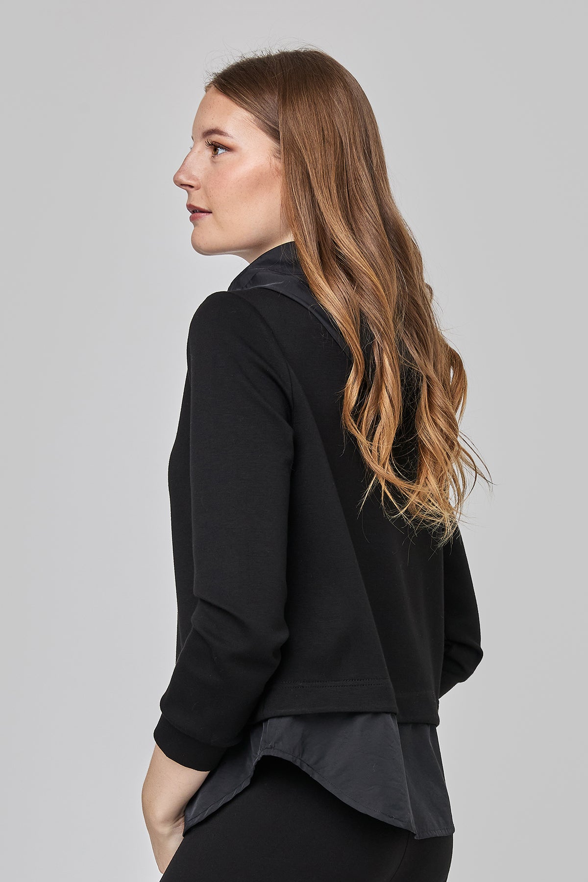 Uchuu Black Ruffle Hoodie