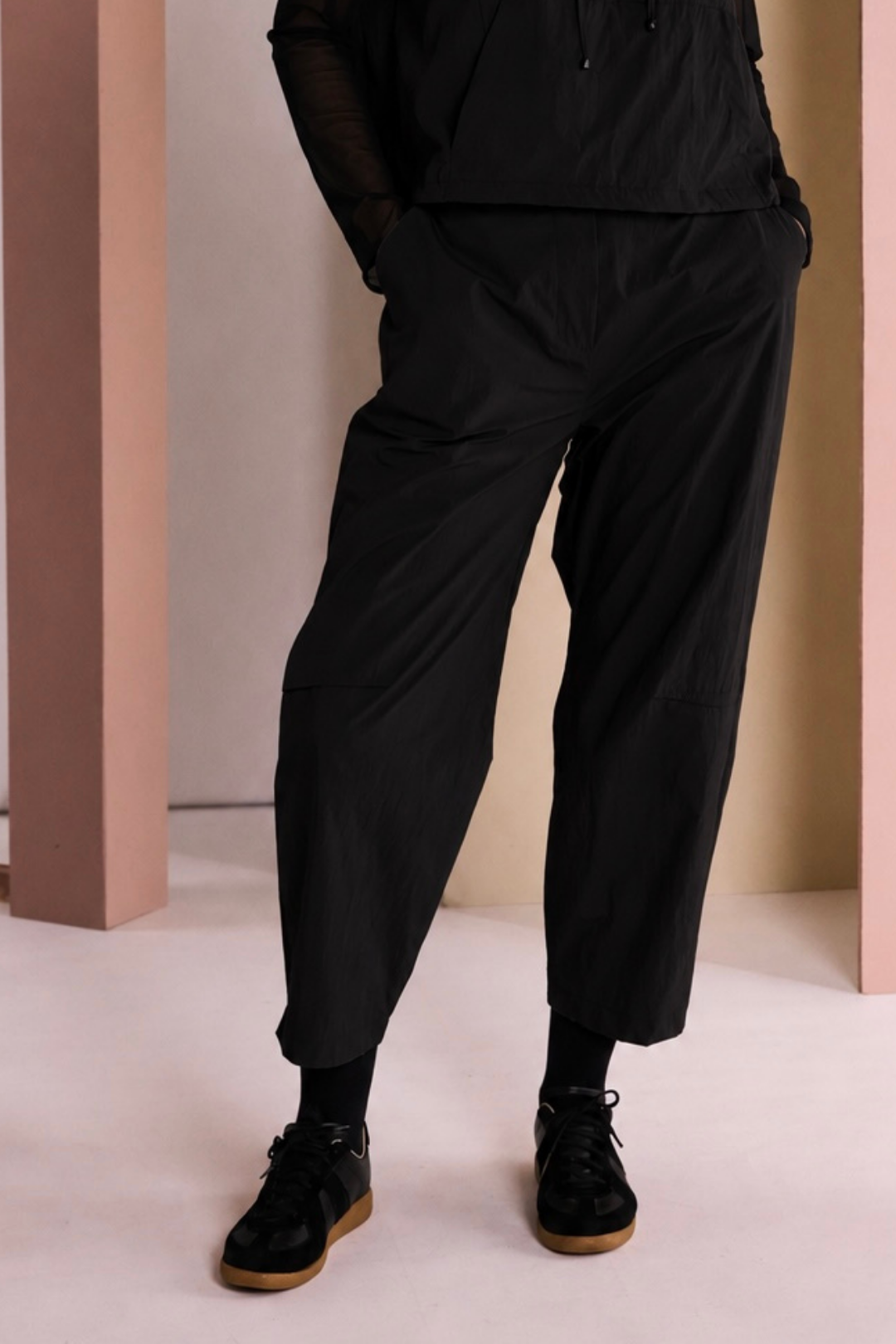 Naya Black Balloon Shape Trouser