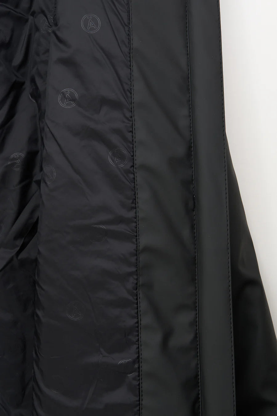 Tanta Tormenta Black Coat