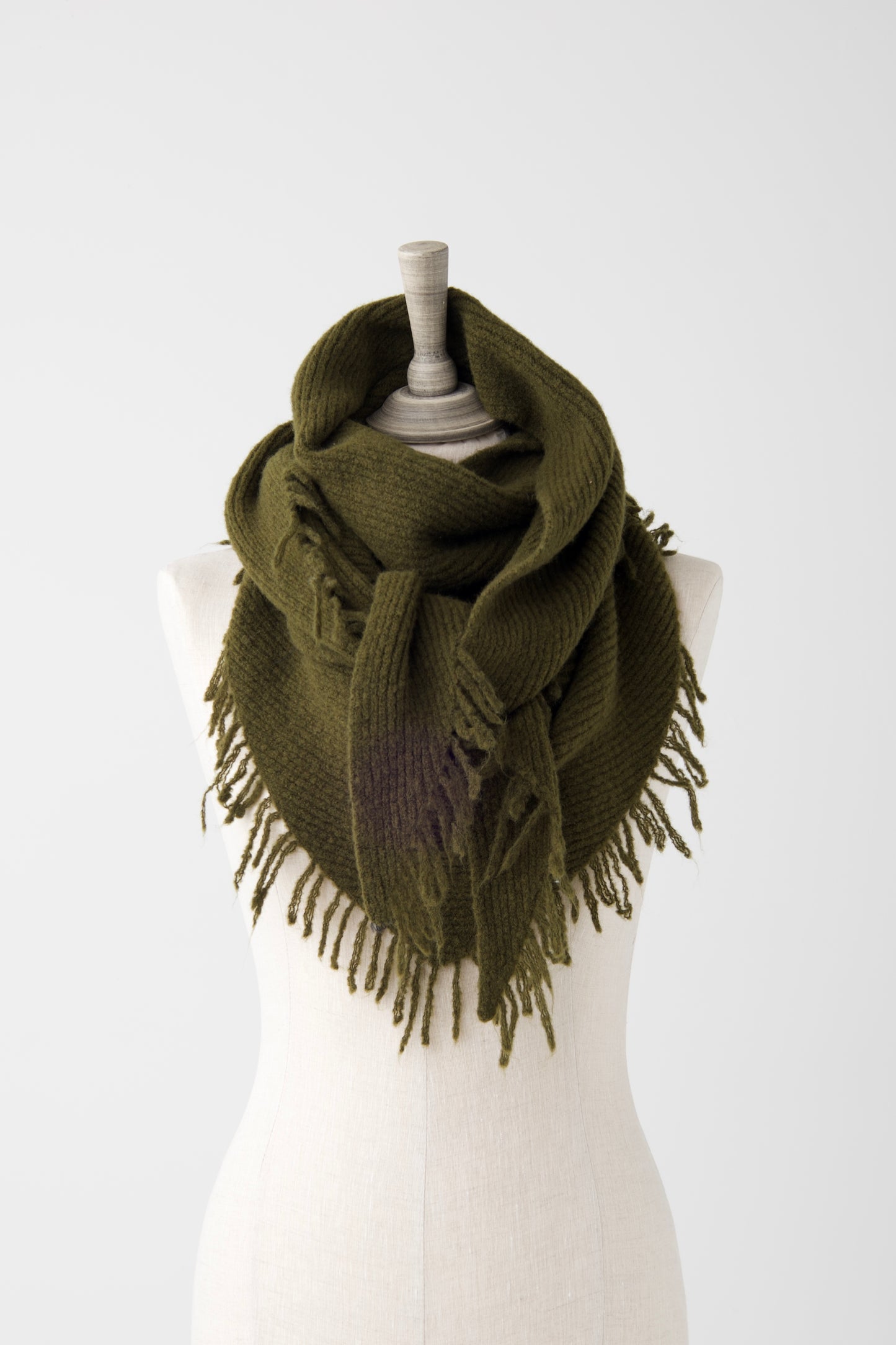 el2 Green Triangle Scarf w/Fringe Edge
