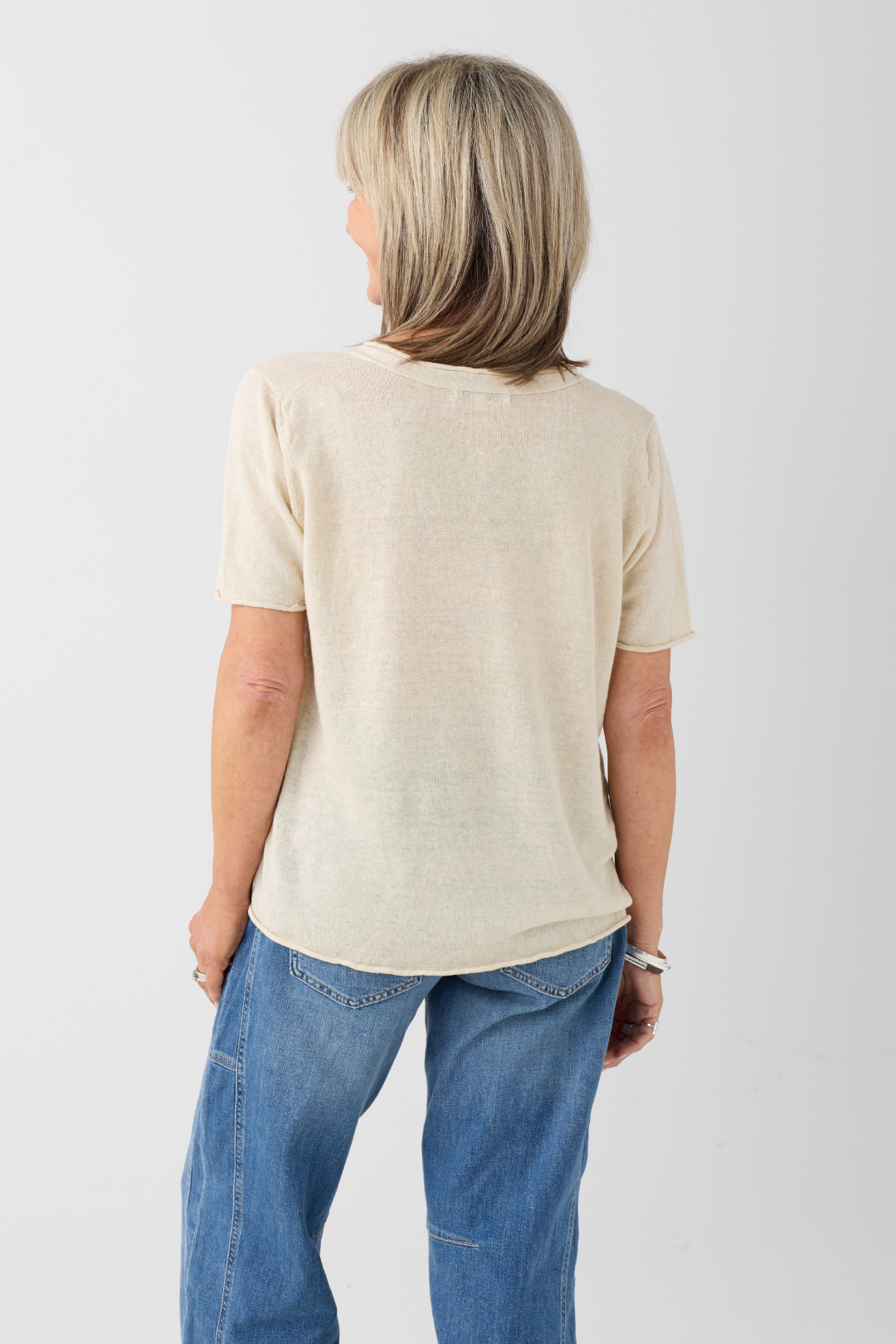 el2 Cream V-Neck Knit T-Shirt 1075