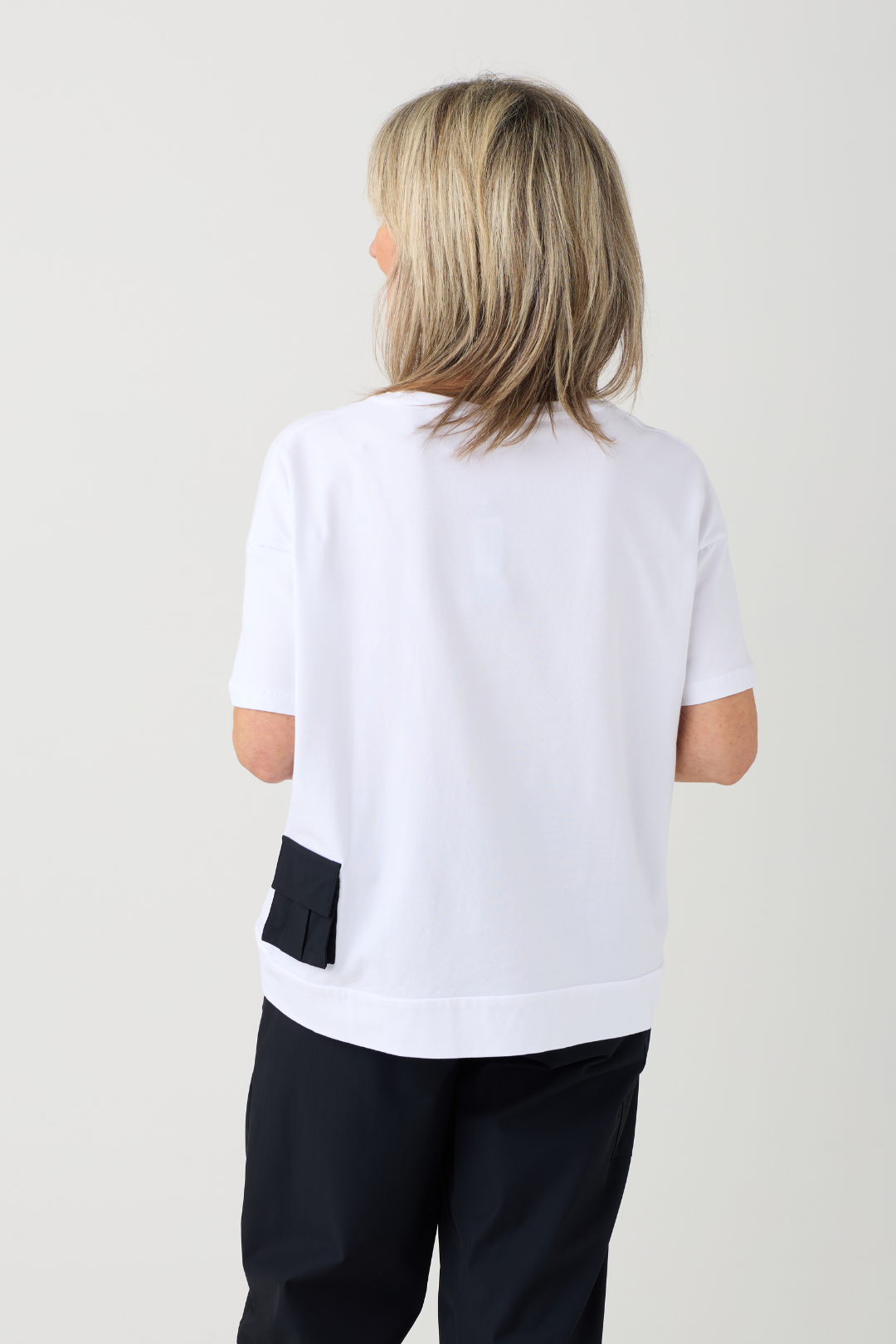 Naya White/Black Contrast Pocket Top