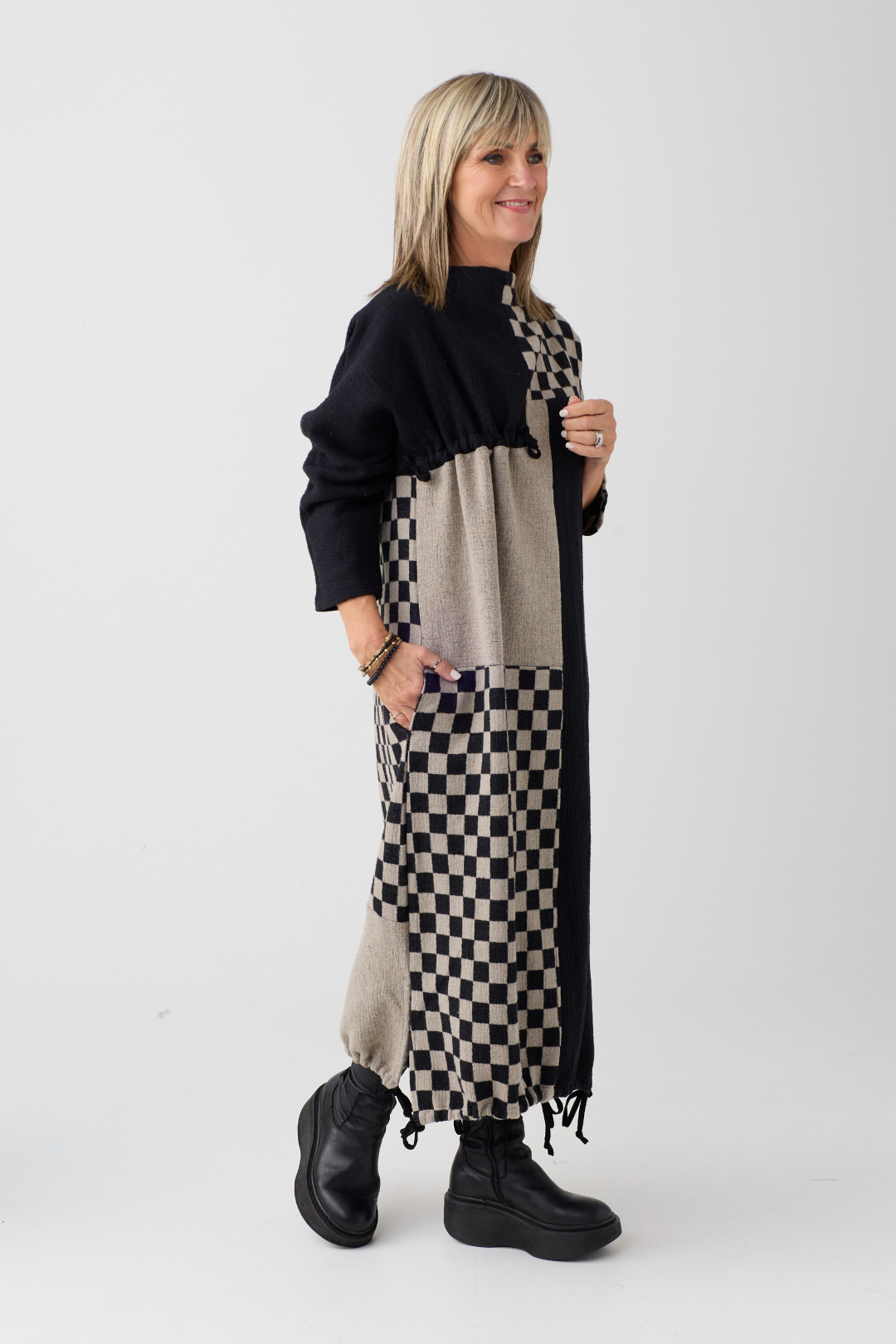 My Soul Sand/Black Check Crincle Dress 5052