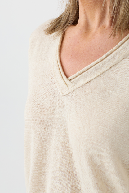 el2 Cream V-Neck Knit T-Shirt 1075