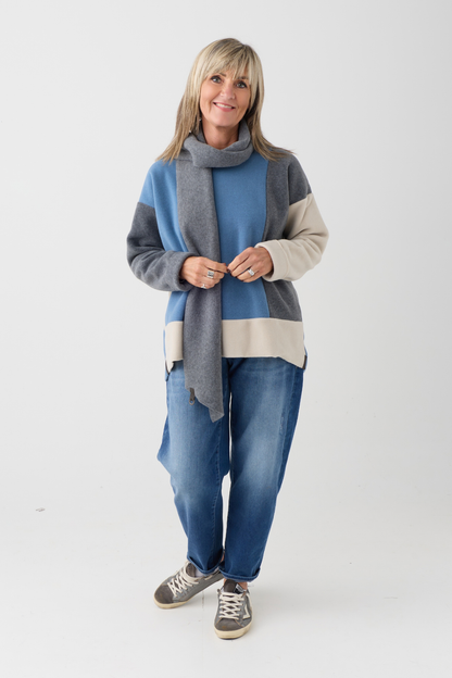 HS Blue/Kit/Gray Jumper w/Scarf 1412