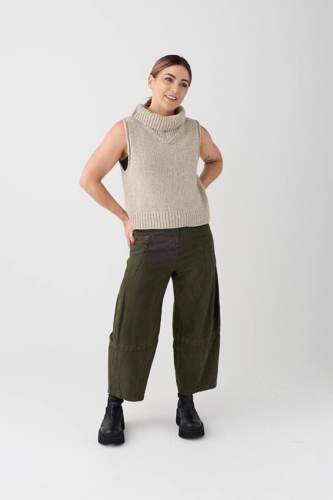 Lurdes Bergada Beige Sleeveless Jumper