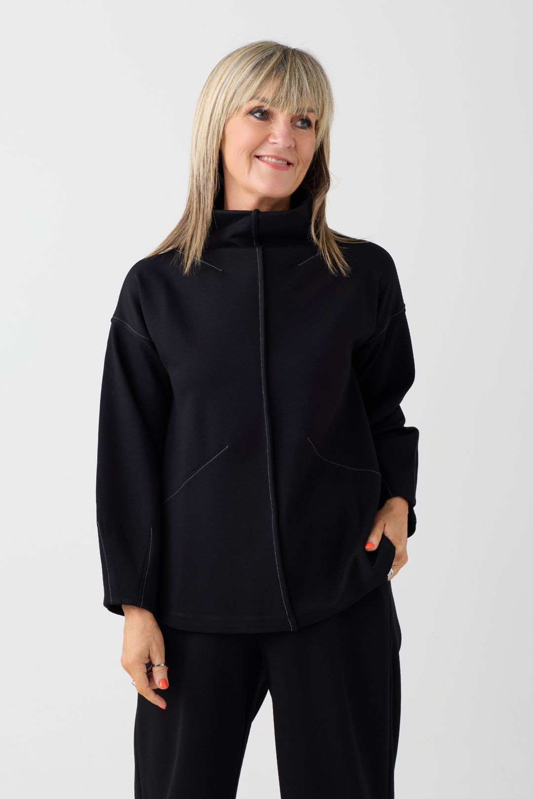 Ozai n Ku Black Contrast Seam Top 049