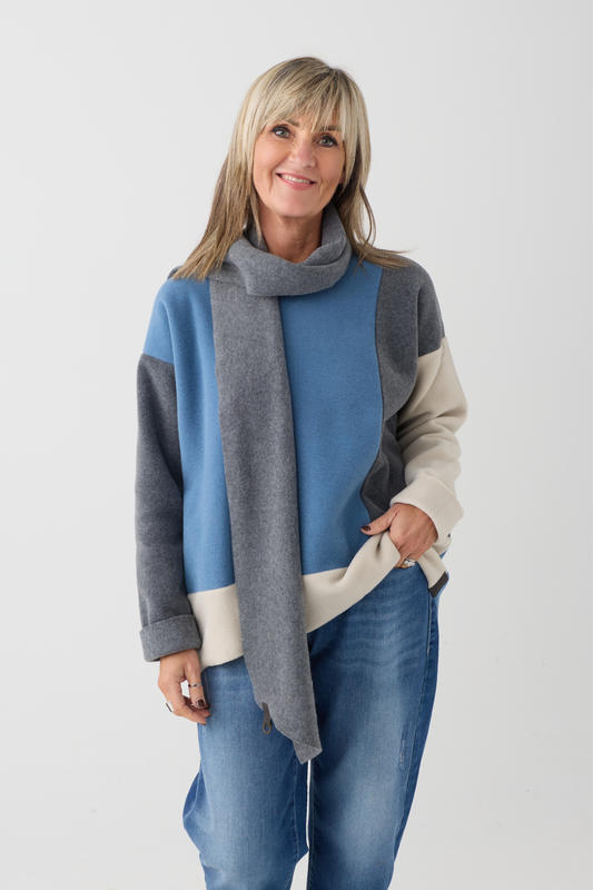 HS Blue/Kit/Gray Jumper w/Scarf 1412