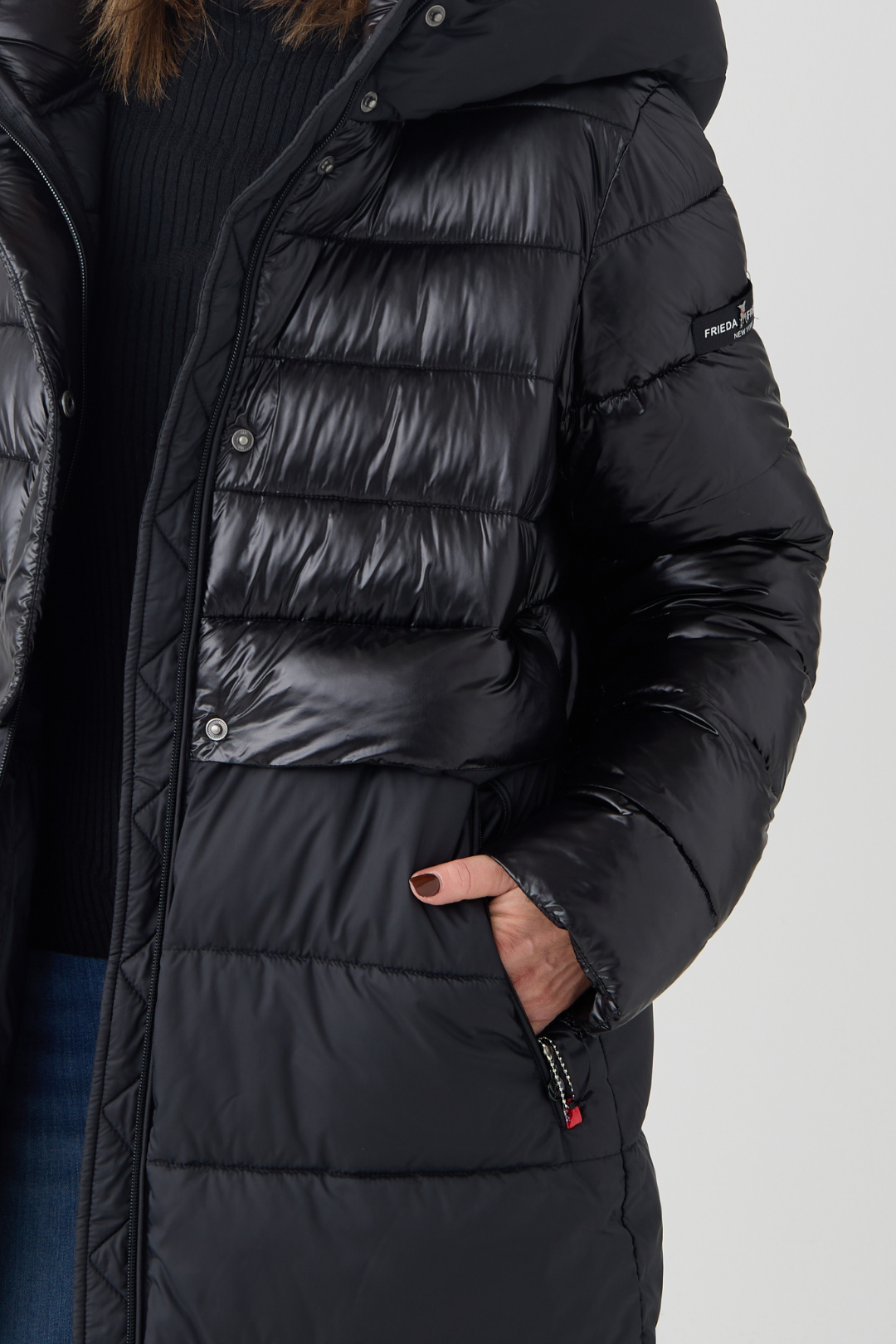 FF Black Contrast Thermolite Coat