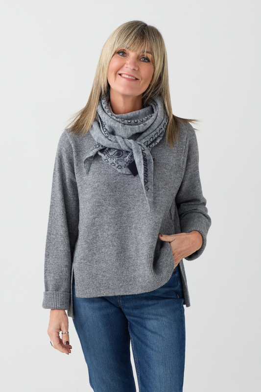 Oui Steel Grey Paisley Print Scarf