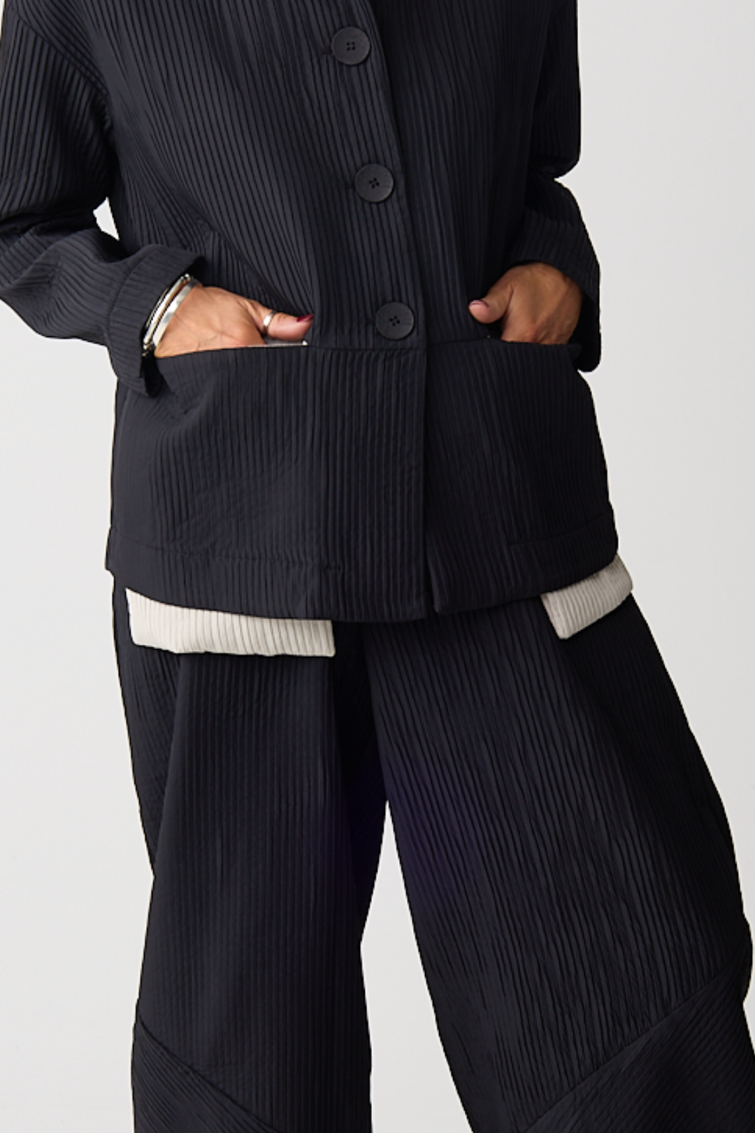 Ozai n Ku Black Balloon Leg Trouser
