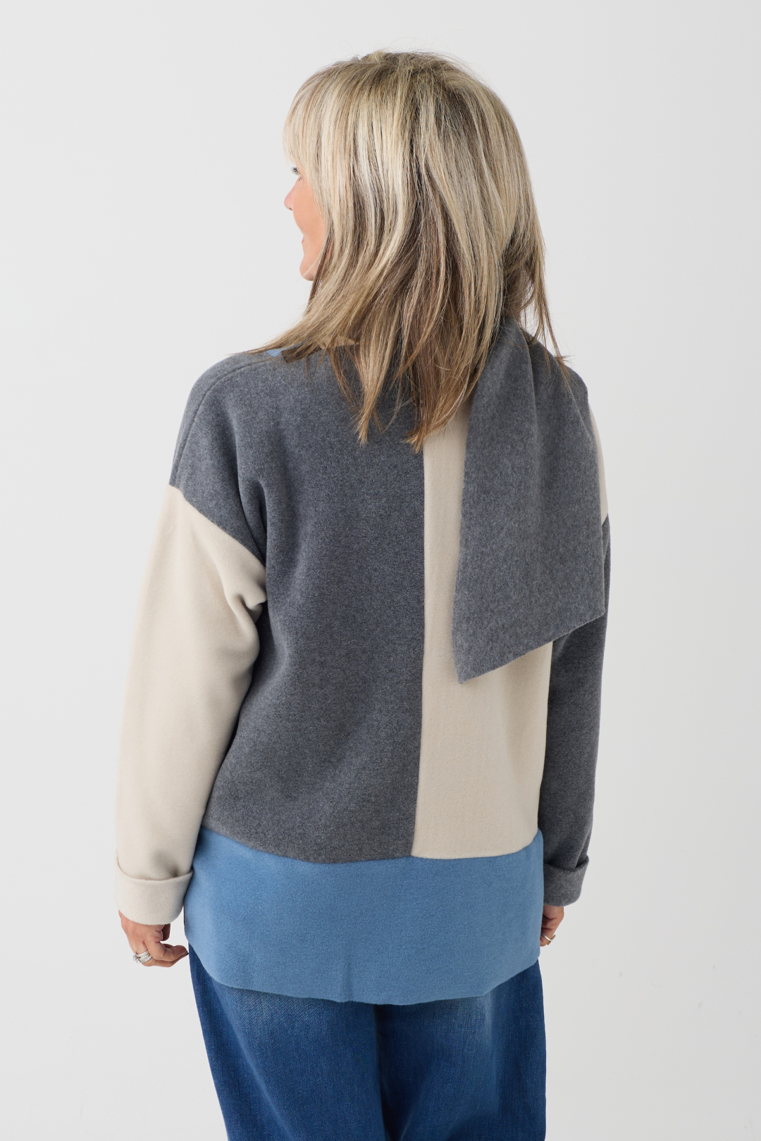 HS Blue/Kit/Gray Jumper w/Scarf 1412