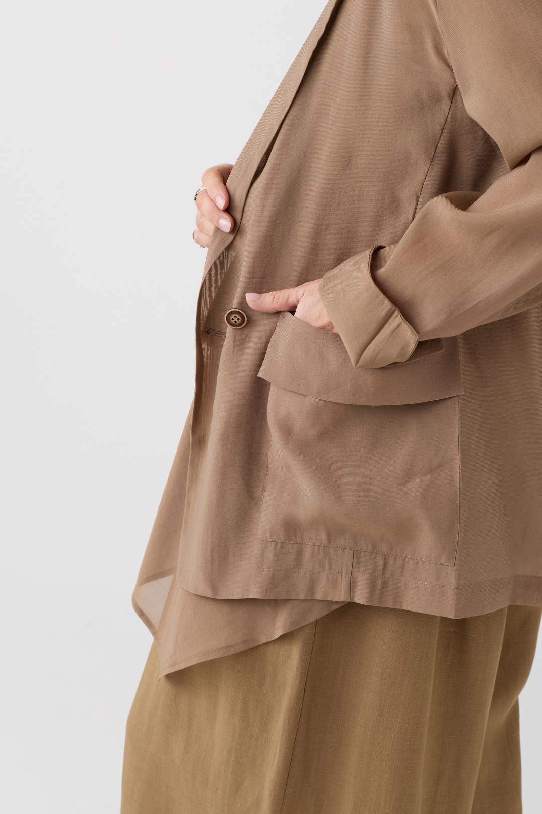 el2 Camel Sheer Blazer 5002