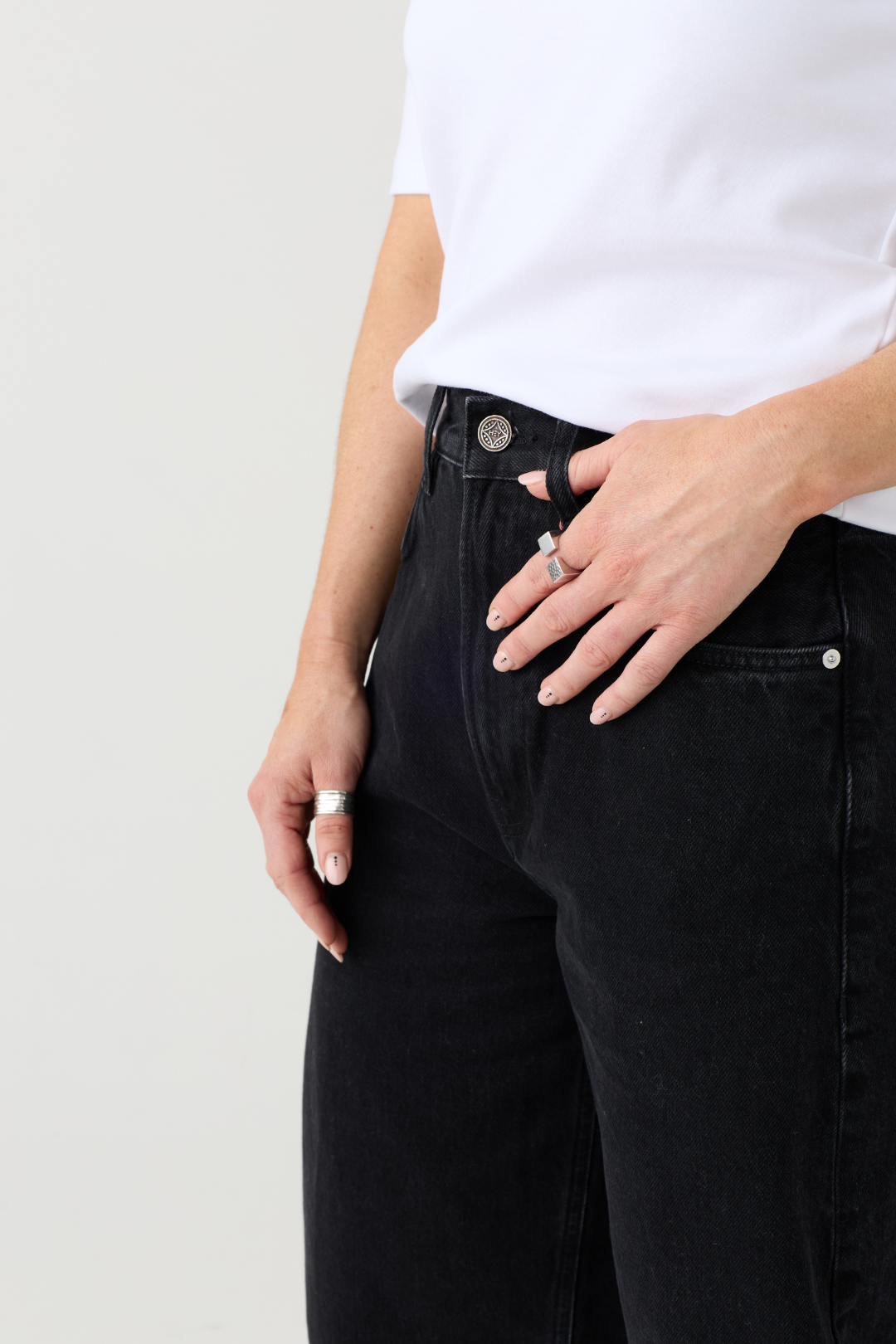 HEYANNO Trooper Black Jeans