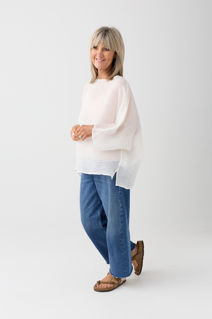 el2 White Oversized Crinkle Top 1099