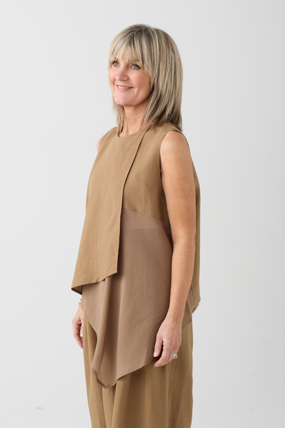 el2 Camel Asymmetric Top 1004