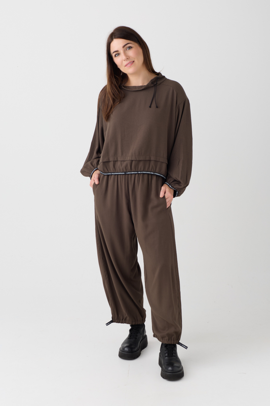 Lurdes Bergada Coffee Toggle Hem Trouser 330