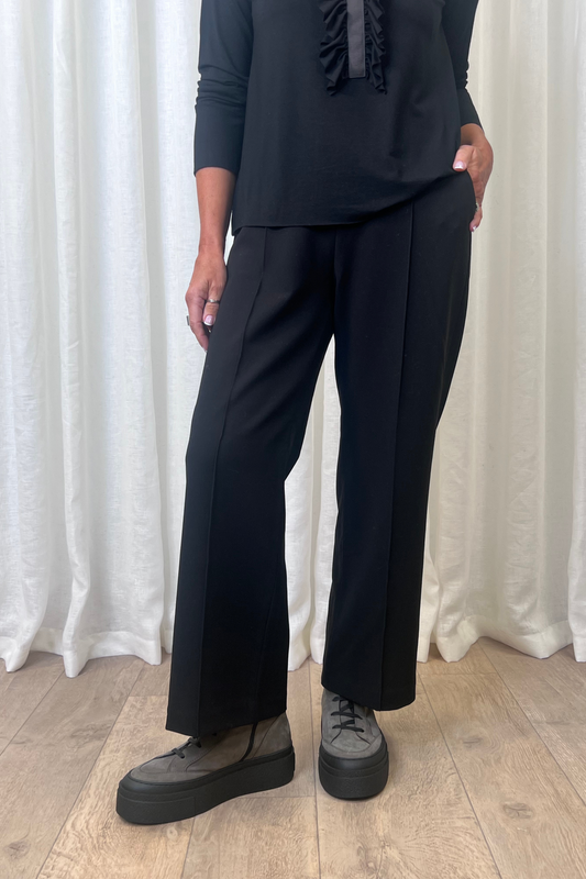 Mac Chiara Smart Cropped Black Trousers