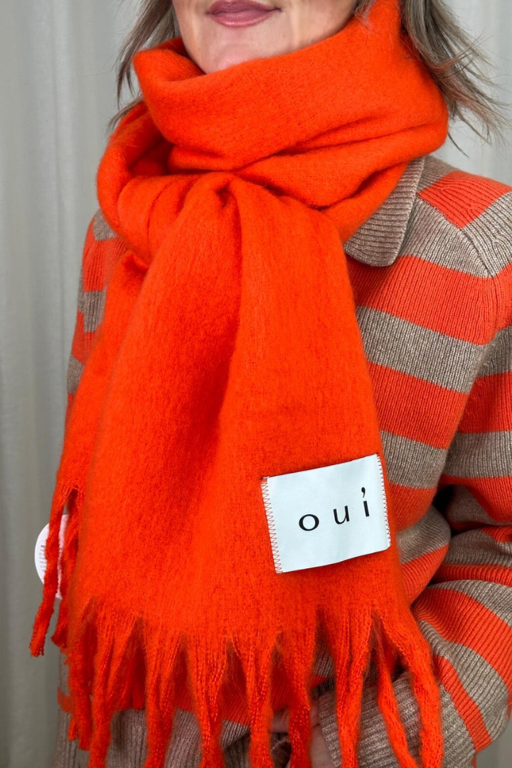 Oui Cherry Tomato Cosy Fringe Scarf