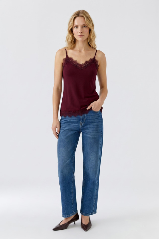 Oui Bramble Berry Lace Vest Top