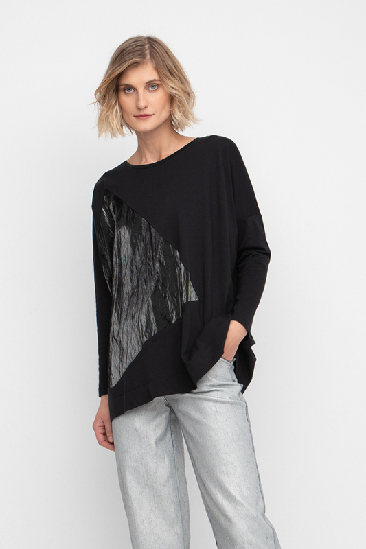 Ozai n Ku Black Long Sleeve Crinkle Contrast T-Shirt